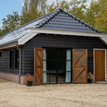 Apartment Buitenliefde, Prachtige Vakantiewoning Midden In De *